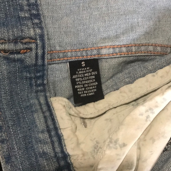 Denim jacket - Picture 2 of 3